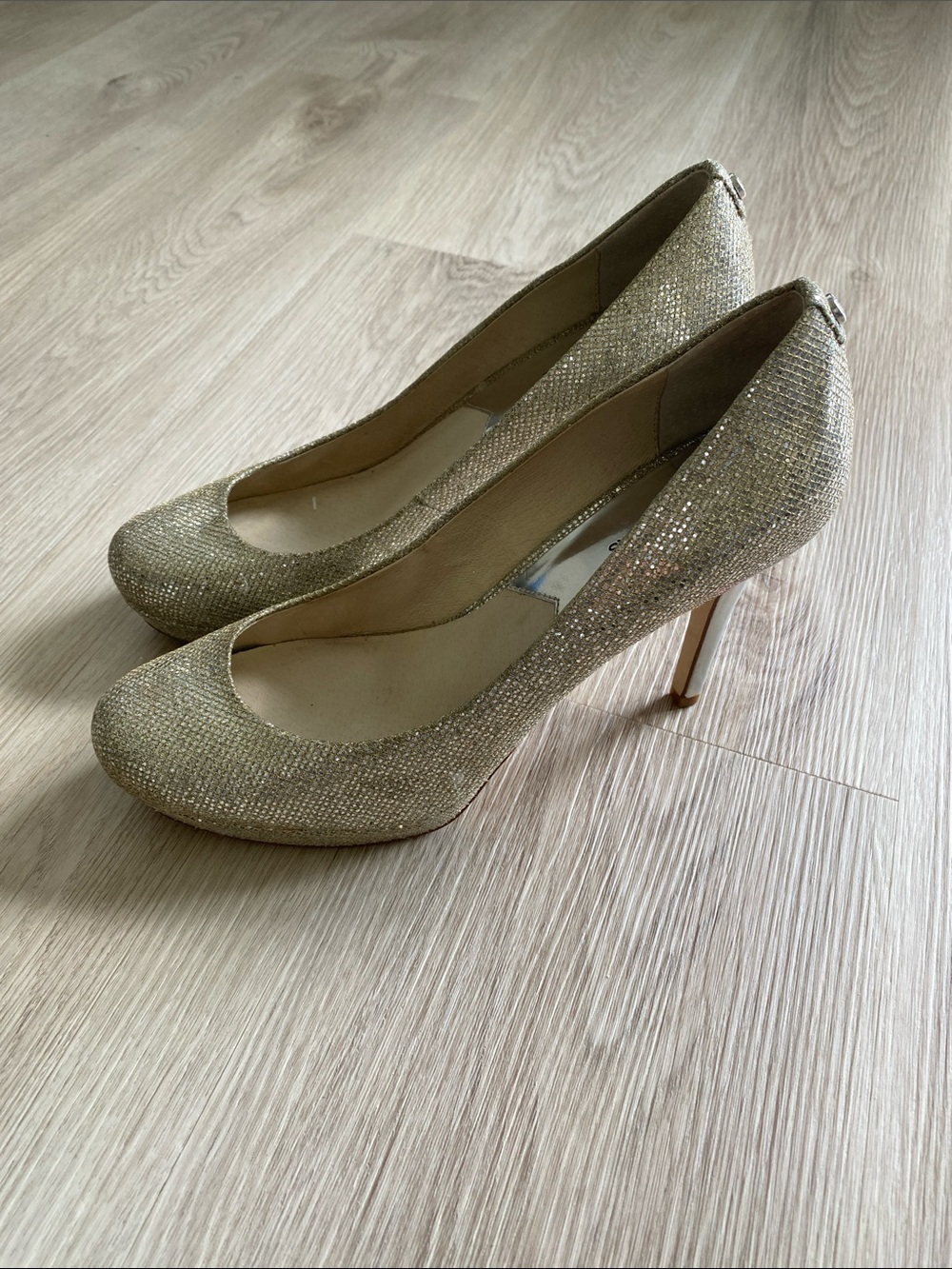 Sparkle High Heel Pumps